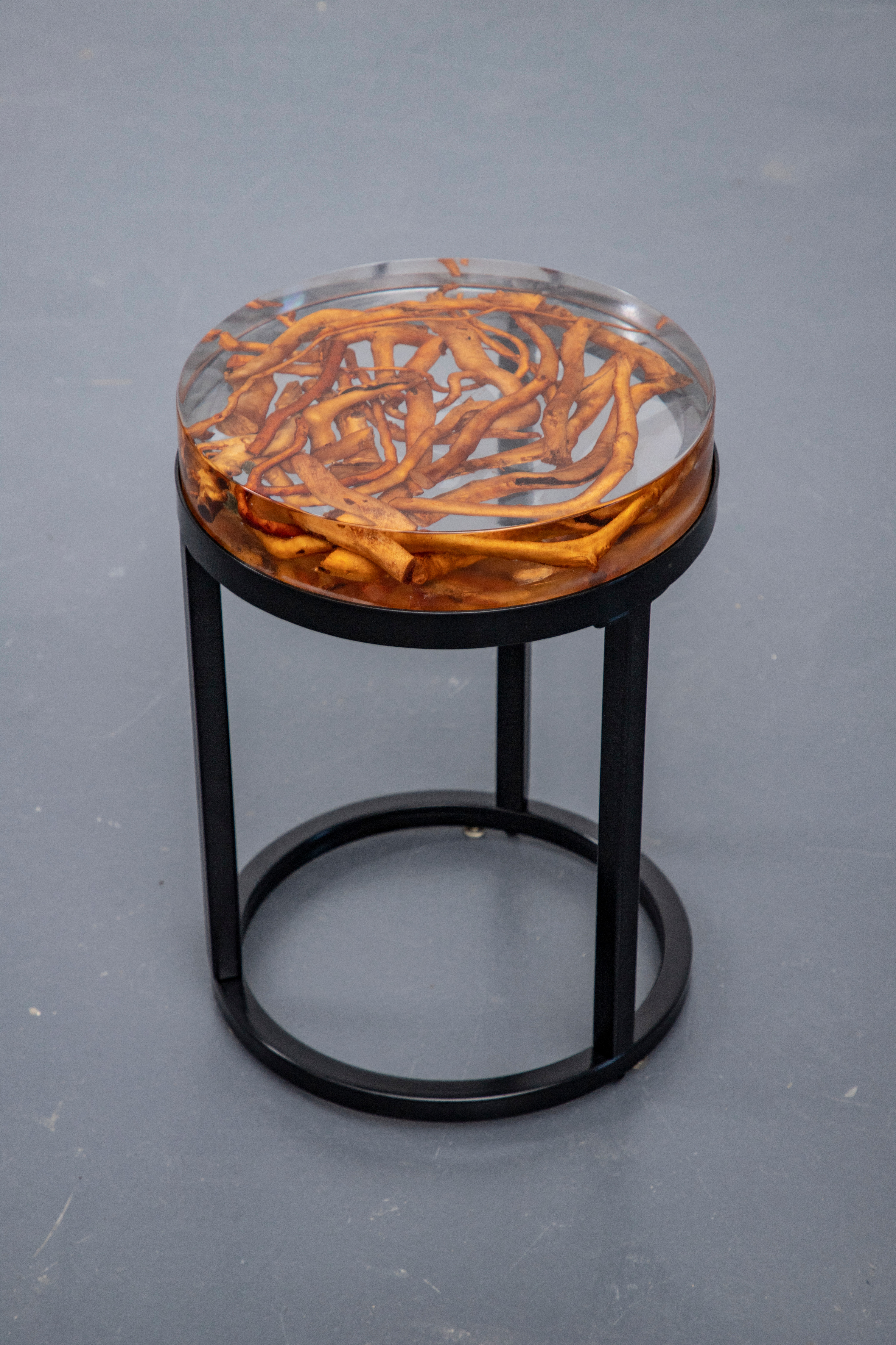 Misha - wood roots side table